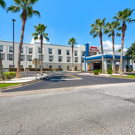 Hampton Inn & Suites Pensacola I-10 N At University Town Plaza